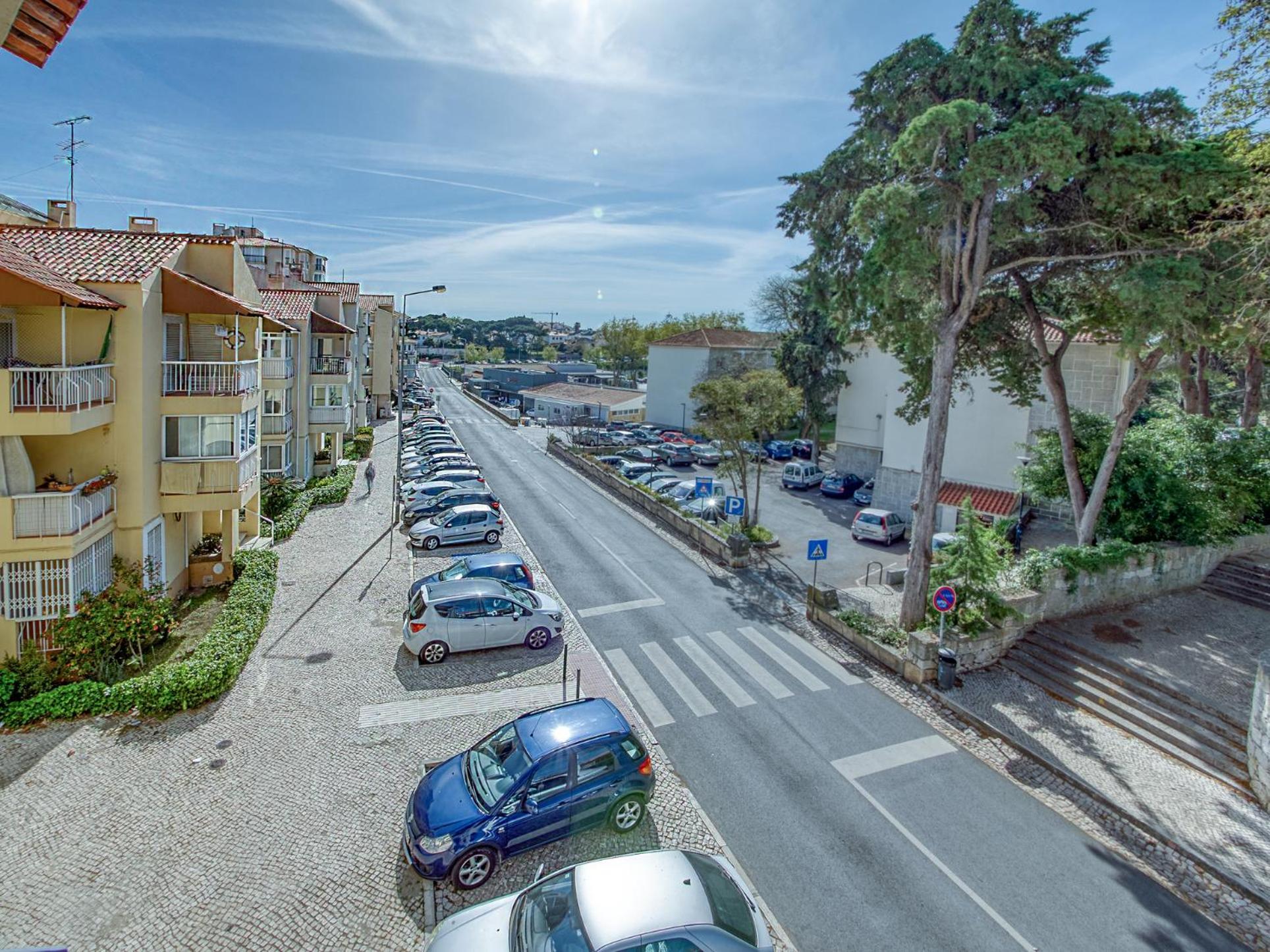 Luxury 4 Bedroom With 3 Bathroom Lisbon Walking Distance To * Cascais